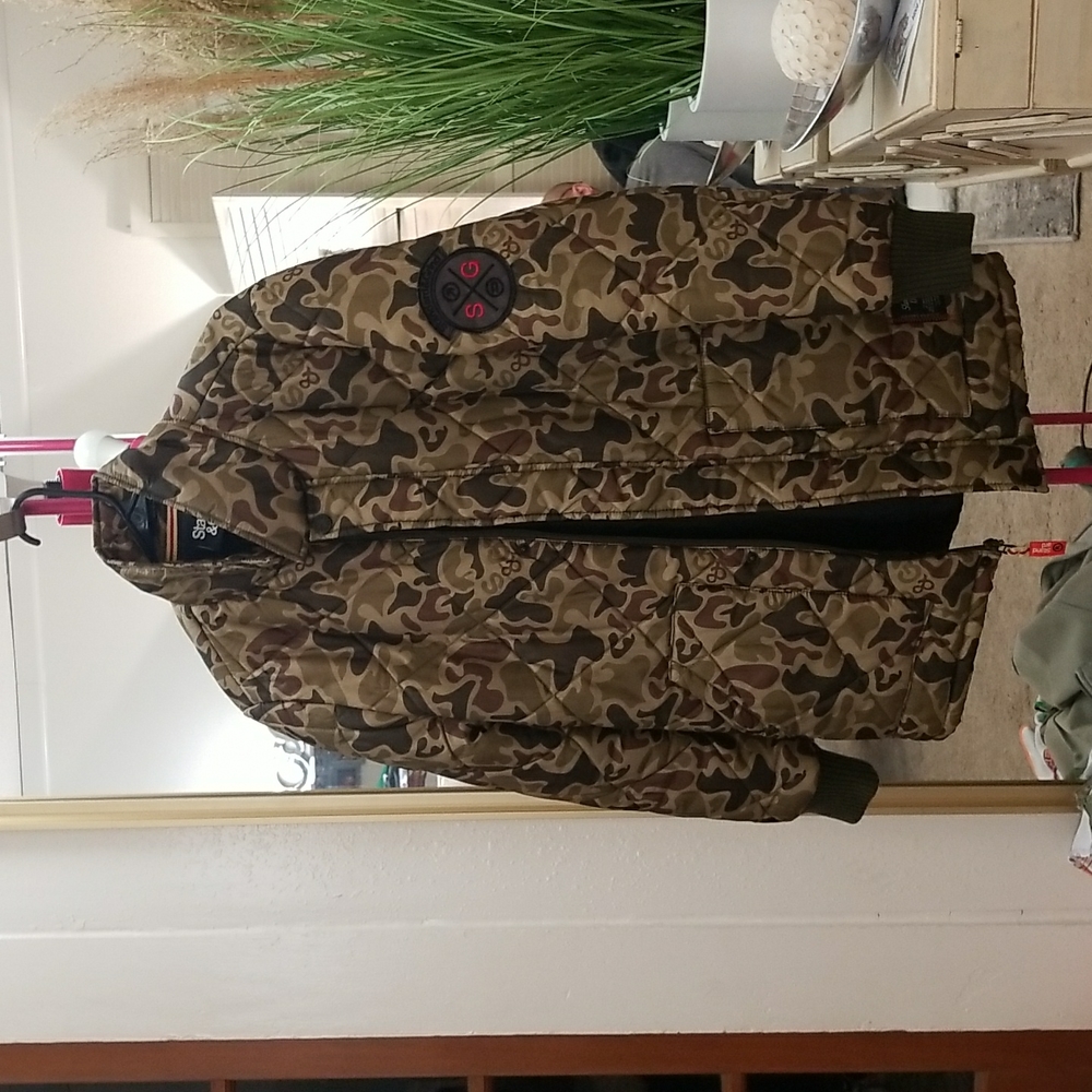 Bubble puffer camo jacket